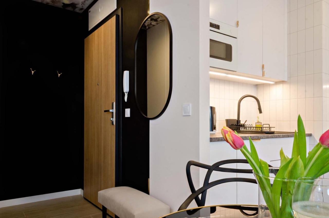 Cherub Apartment Breslavia Esterno foto